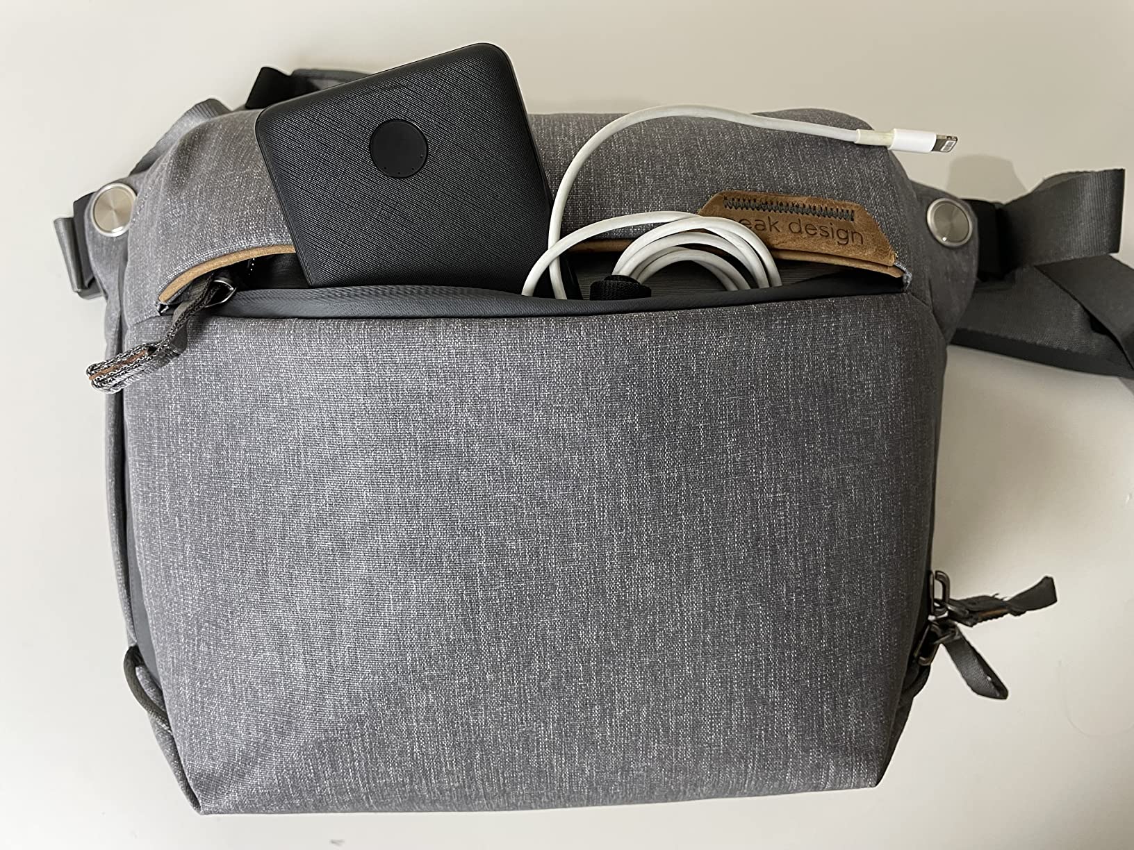 Peak Design Everyday Sling 6L, Kelp, Padded Adjustable Shoulder Strap, FlexFold Dividers customer photo 1