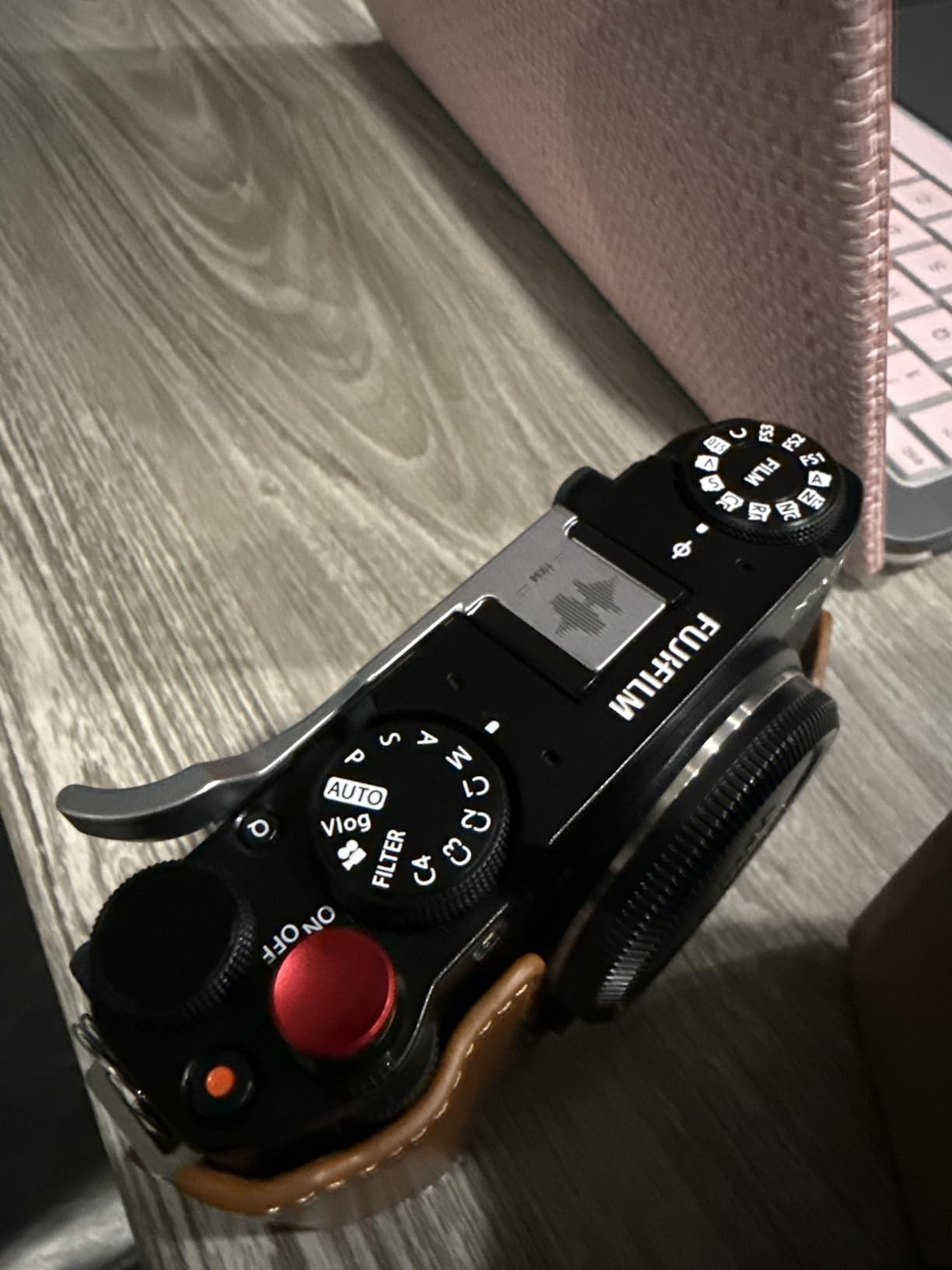 SmallRig Thumb Grip with Hot Shoe Cover for FUJIFILM X-M5 (Silver) - 4877 customer photo 1