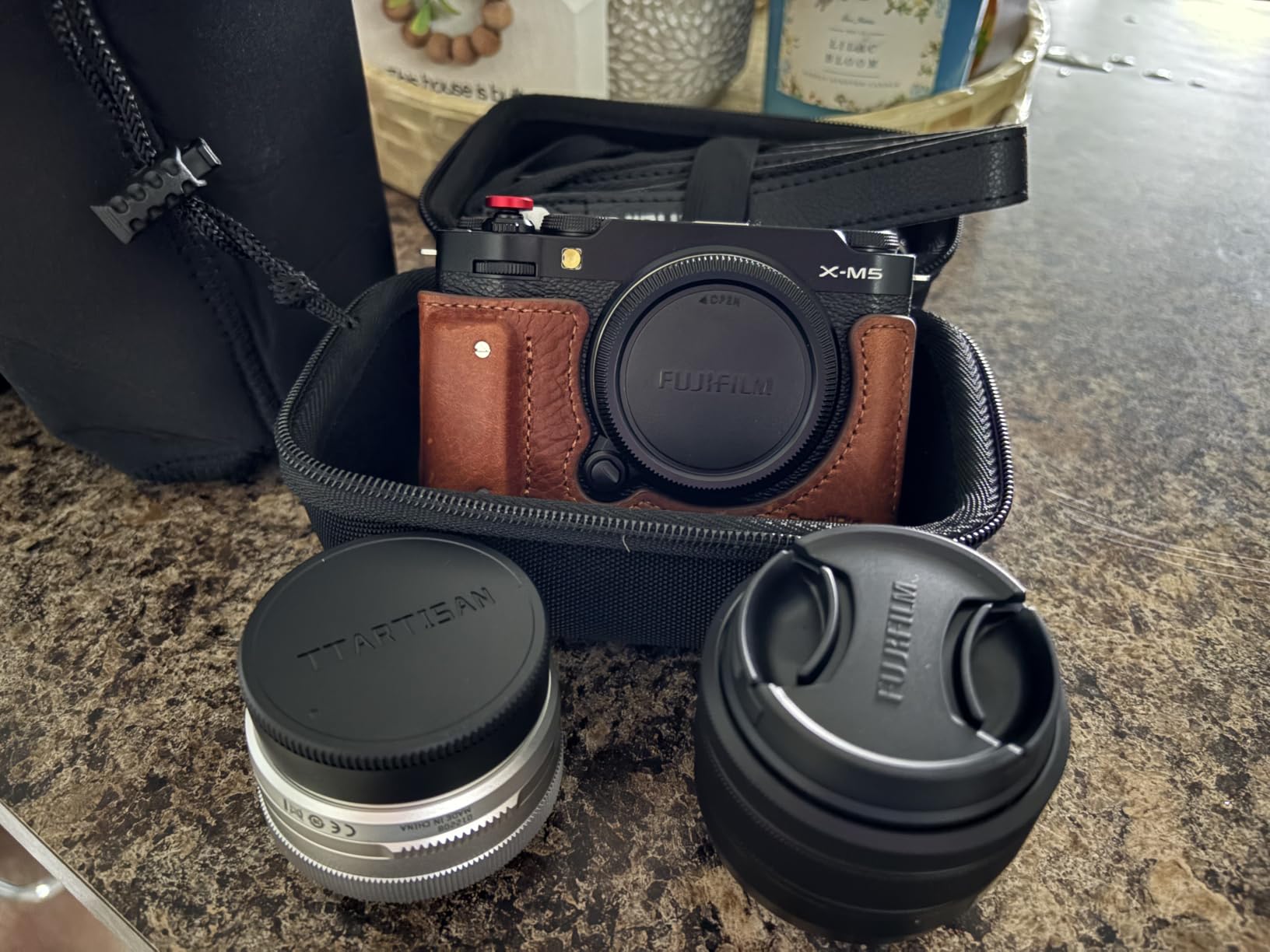 SMALLRIG X-M5 Leather Half Case Kit for FUJIFILM X-M5, Including Leather Half Case, Wrist Strap, Genuine Leather Material, Portable and Protecting (Brown) - 4880 customer photo 1