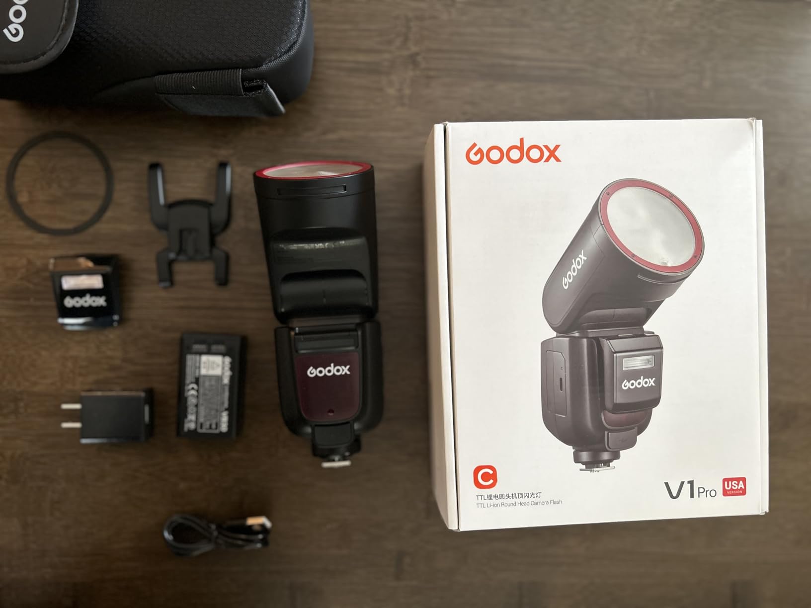 GODOX V1 Pro S V1Pro-S Godox Flash for Sony Flash Speedlight,76Ws TTL 1/8000 HSS Camera Flash for Sony,500 Full Power Flashes,1.3s Recycle Time,2980mAh Li-ion Battery,LED Modeling Lamp(USA Version) customer photo 1