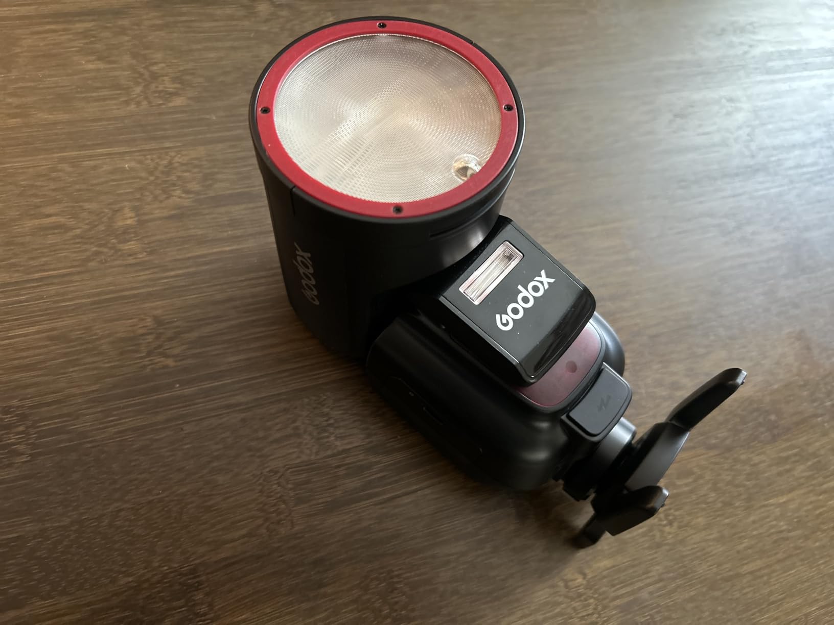 GODOX V1 Pro S V1Pro-S Godox Flash for Sony Flash Speedlight,76Ws TTL 1/8000 HSS Camera Flash for Sony,500 Full Power Flashes,1.3s Recycle Time,2980mAh Li-ion Battery,LED Modeling Lamp(USA Version) customer photo 2