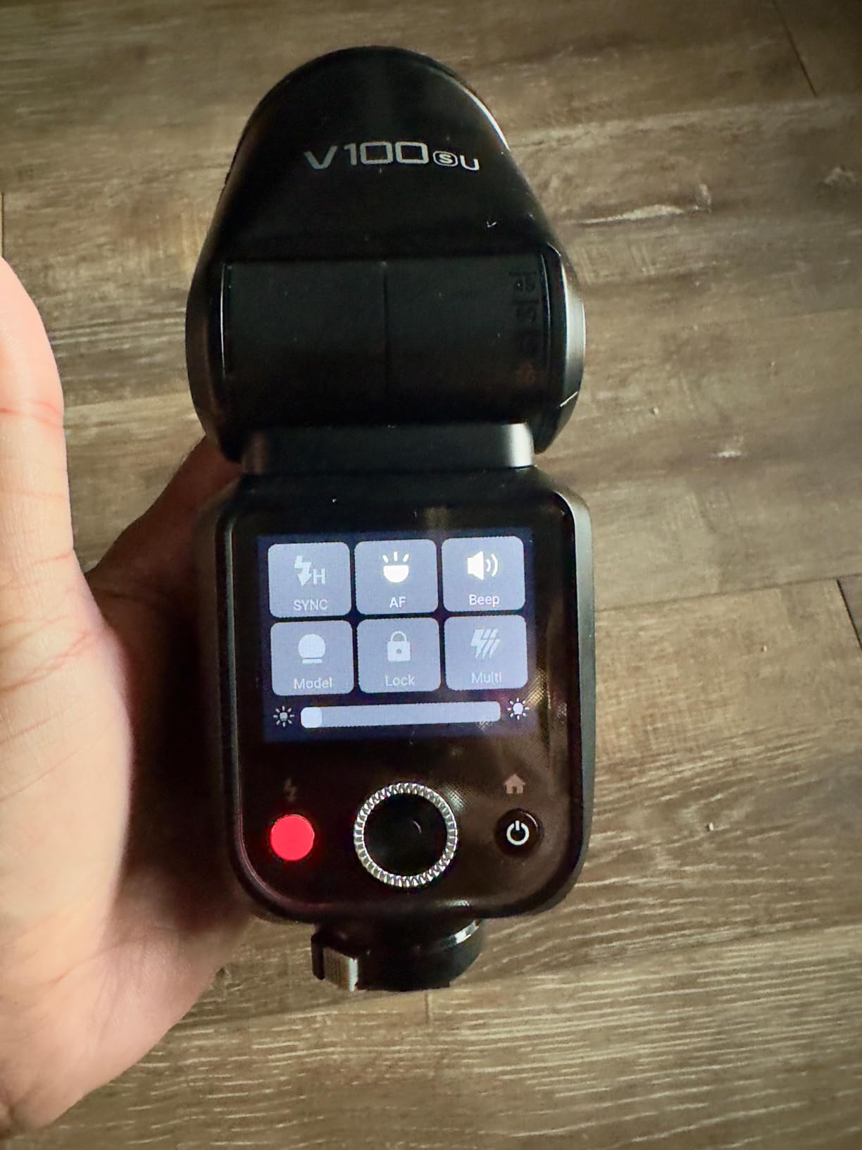 V100 V100C V100-C Camera Flash for Canon Flash Speedlite,100Ws 2.4G TTL1/8000 HSS,400 Full Power Flashes,7.2V/2980mAh Li-ion Battery,1.7s Recycle Time,10 Levels LED Modeling Lamp(USA Version) customer photo 1