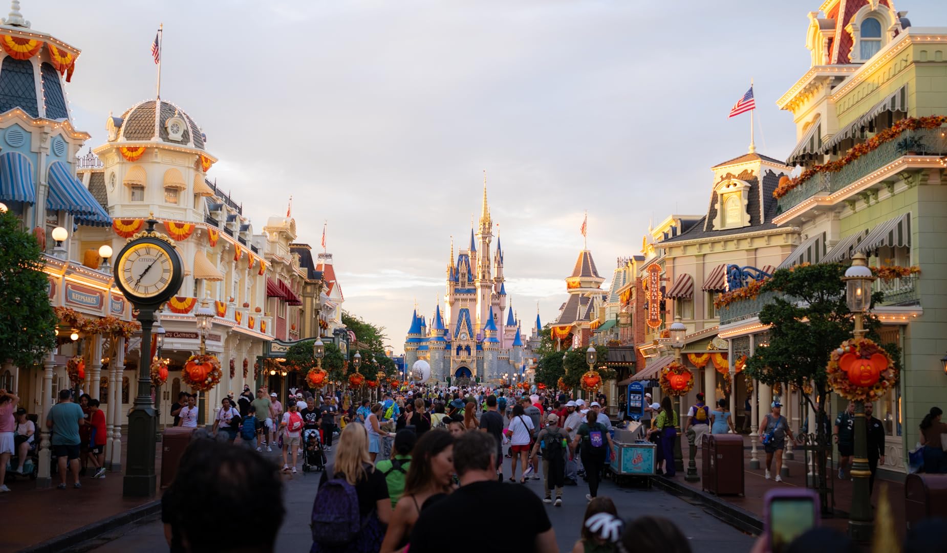 VILTROX 25mm F1.7 E, AF 25mm F1.7 E Mount Lens for Sony E, APS-C Prime Lens for Sony a6400 a6500 a6600 ZV-E10 FX30 A6700 ZC-E10II a7Ⅲ a7RⅢ a7Ⅳ a7RⅣ customer photo 2