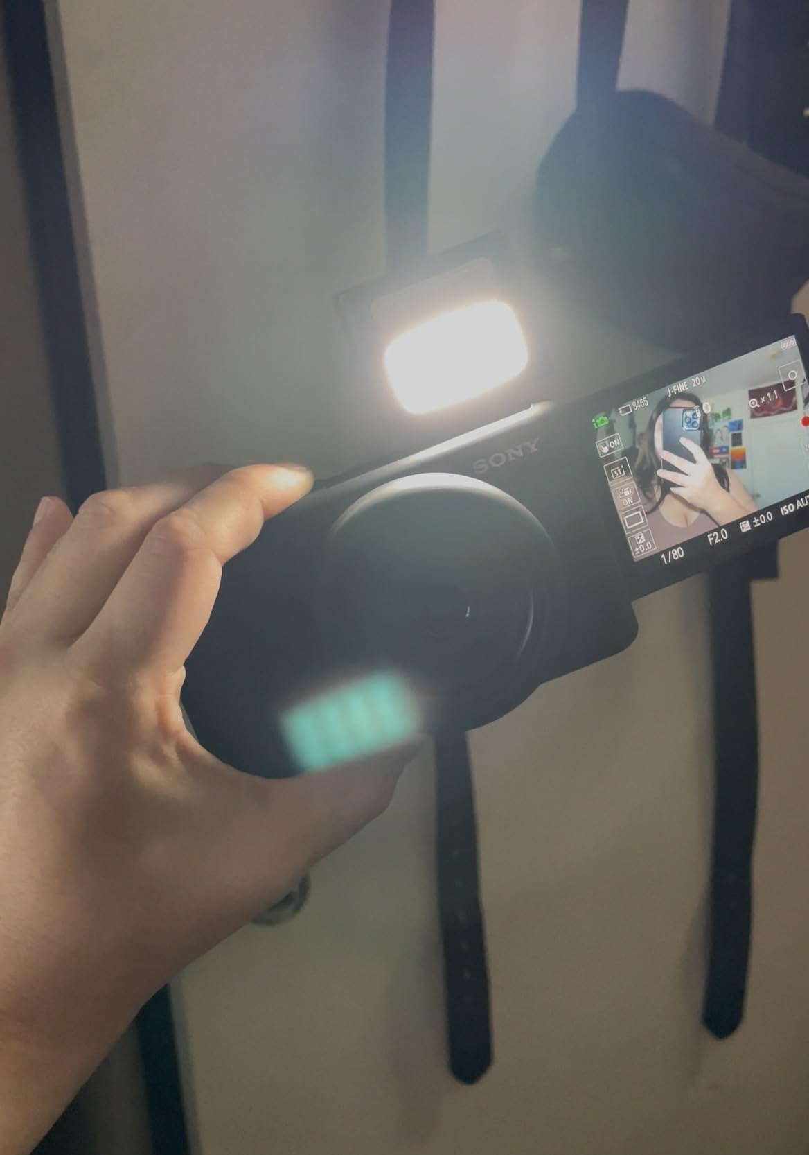 ULANZI SL01 Mini Camera Flash, GN8 6500K Mini Flash Speedlite, 4 Power Levels, Compatible with Sony ZV-1/ZV-E10/Canon/Nikon/Fuji/Panasonic/Leica/Olympus customer photo 1