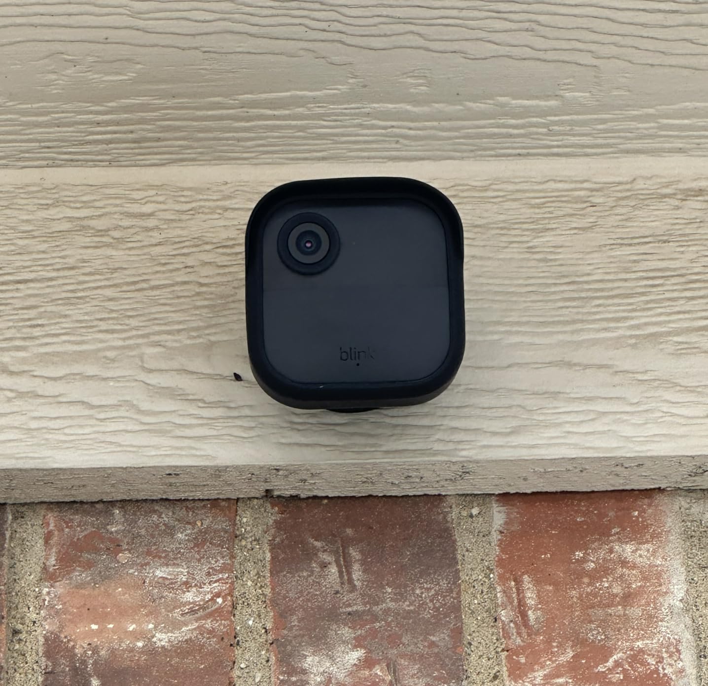 Blink Outdoor 4 XR - two-year battery wireless camera with 4x security coverage, 1000 ft range - 4 camera system customer photo 1