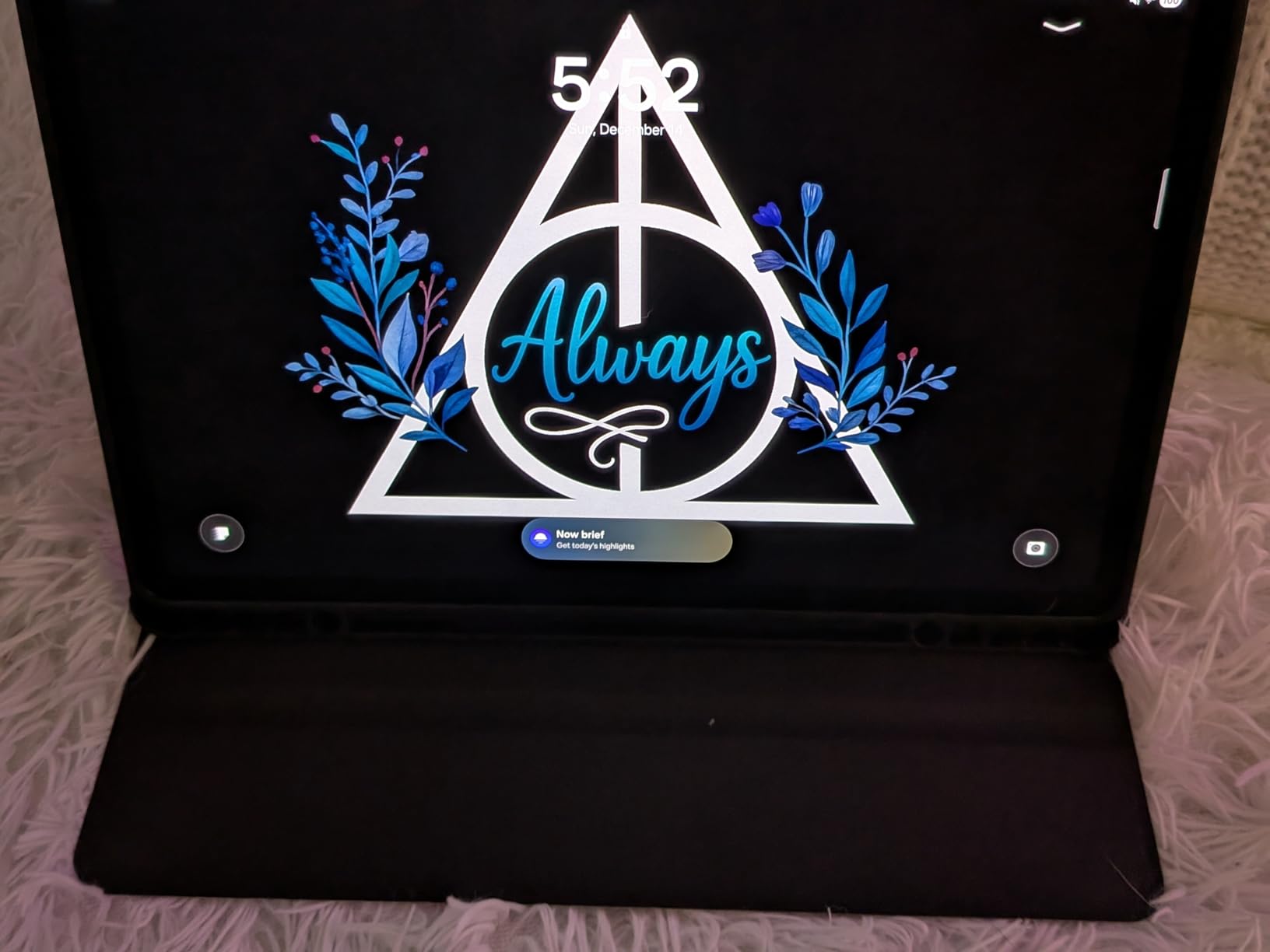 Galaxy Tab S10 FE 256GB WiFi Android Tablet, Large Display, Long Battery Life, Exynos 1580 Processor, IP68 Water-Resistant, 90 Hz Refresh, S Pen for Note-Taking, US Version, Gray customer photo 1