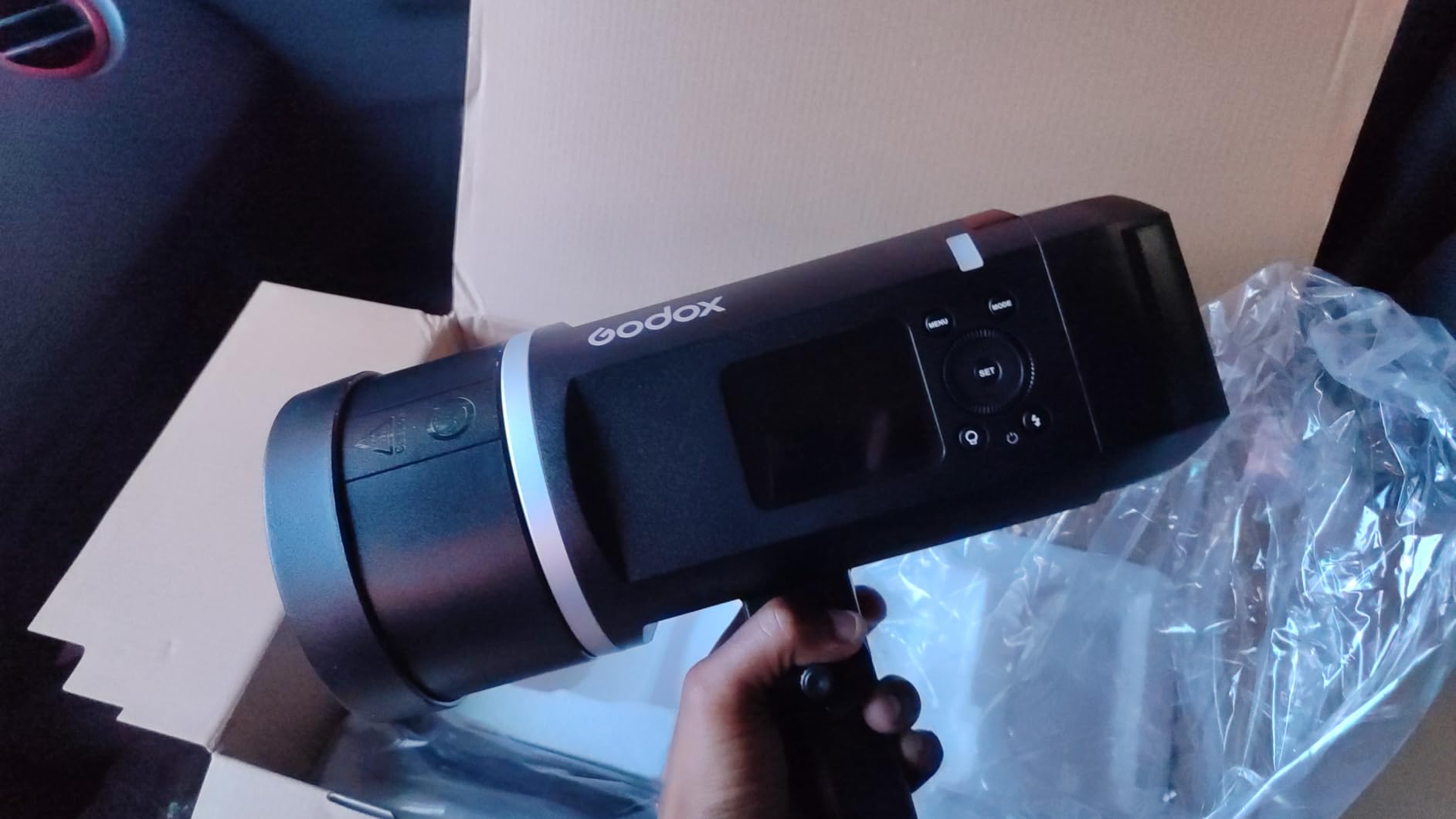 Godox AD600BMII AD600 bm(2025) Bowens Mount 600Ws Led Video Light High Speed Sync Outdoor Studio Flash Strobe with 2.4G Wireless X System,8940mAh Battery to Provide 500 Full Power Flashes customer photo 1