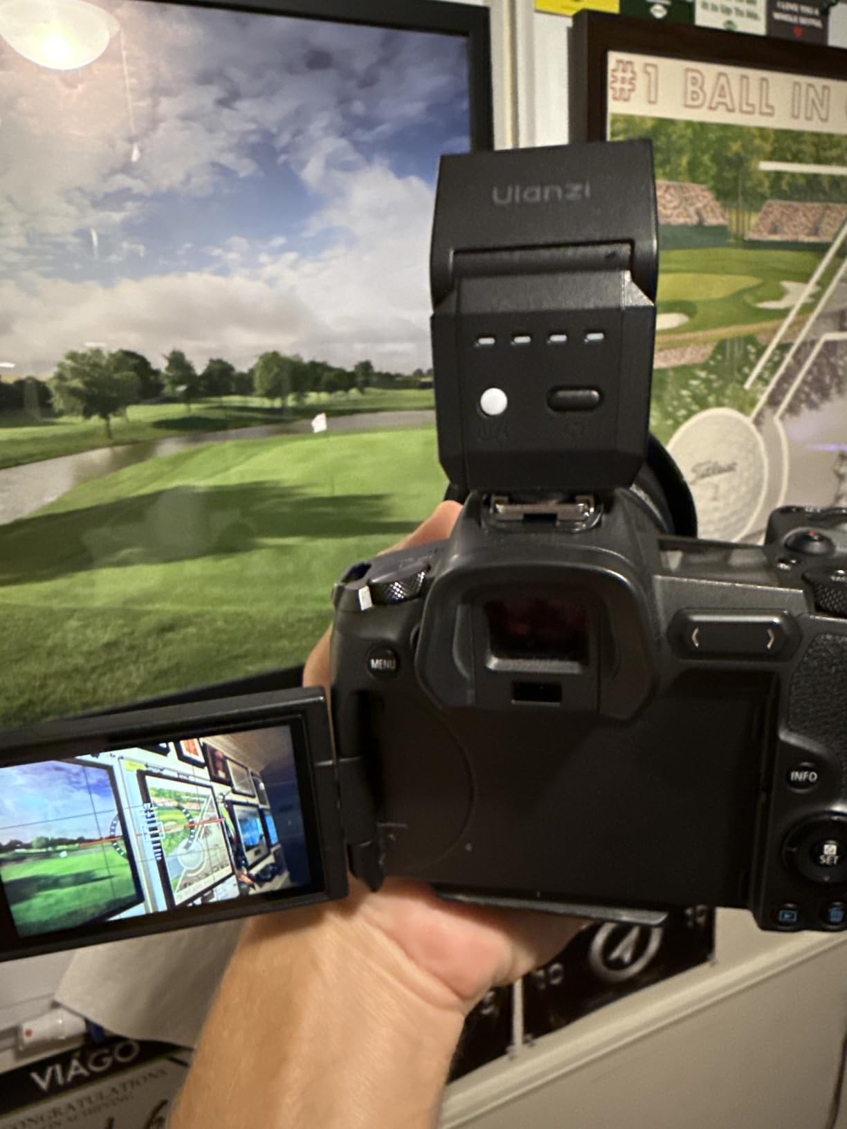 ULANZI SL03 Camera Mini Flash Speedlite with Video Light for Beginners Basic, GN8 6500K Flash 90° Angle Adjustable Compatible with Sony/Canon/Fuji/Nikon DSLR, Universal Single Contact Hot Shoe Mount customer photo 1