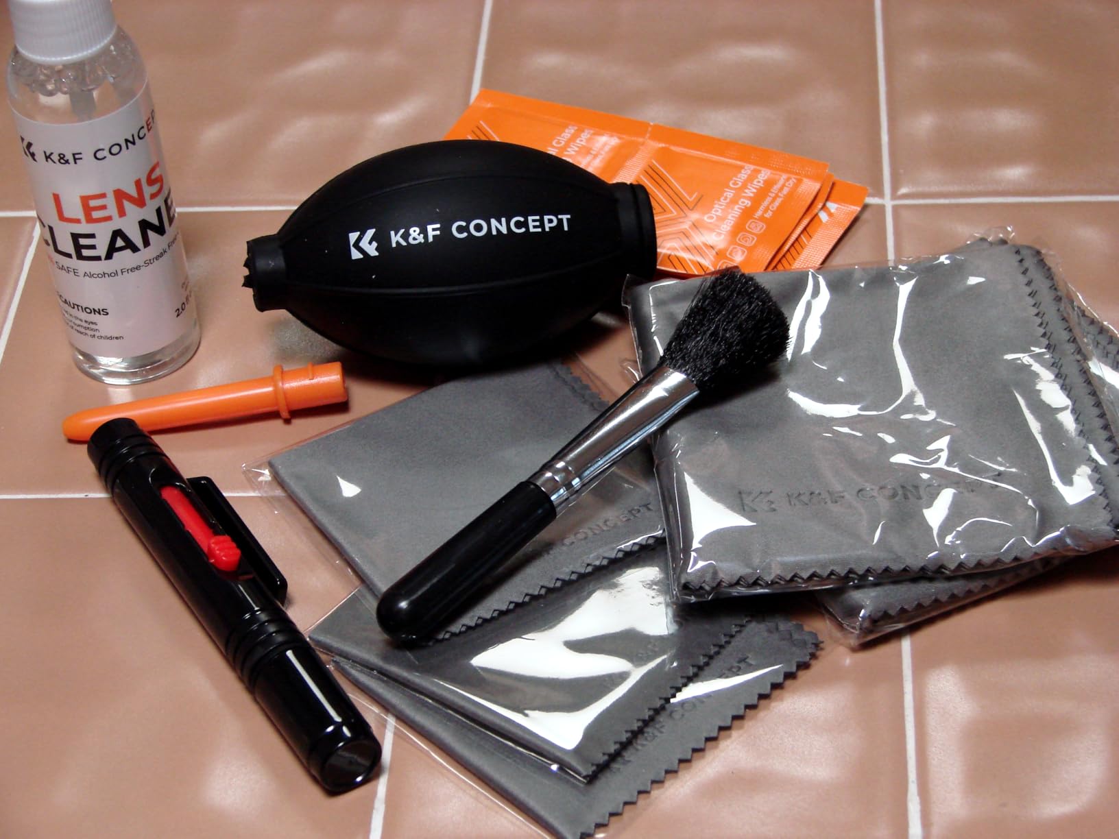 K&F CONCEPT 15-1 Professional Cleaning Kit for DSLR Cameras and Sensitive Electronics, Bundle with Lens Cleaner - Camera Accessories & Photography Accessorie for DSLR Camera Lens Filter Cell Phones customer photo 2