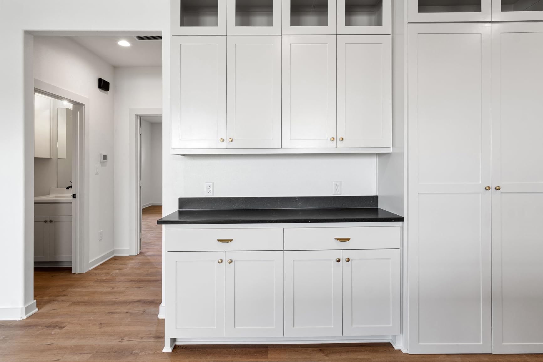 12mm F2.0 AF Ultra Wide Angle Lens for Canon RF-S Mount - Compact APS-C Prime, Fast F2 Aperture, Autofocus, Weather Sealed, Linear STM, 62mm Filter, Ideal for Travel, and Night Photography customer photo 2