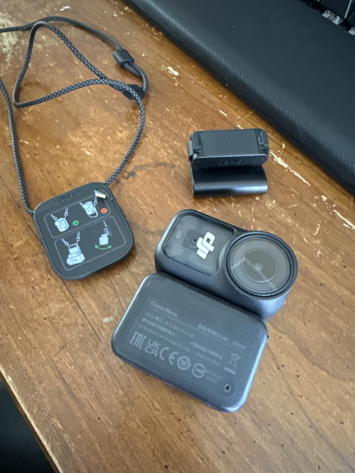 DJI Osmo Nano Standard Combo (128GB) - Small 4K/60fps Vlogging Camera with a 1/1.3