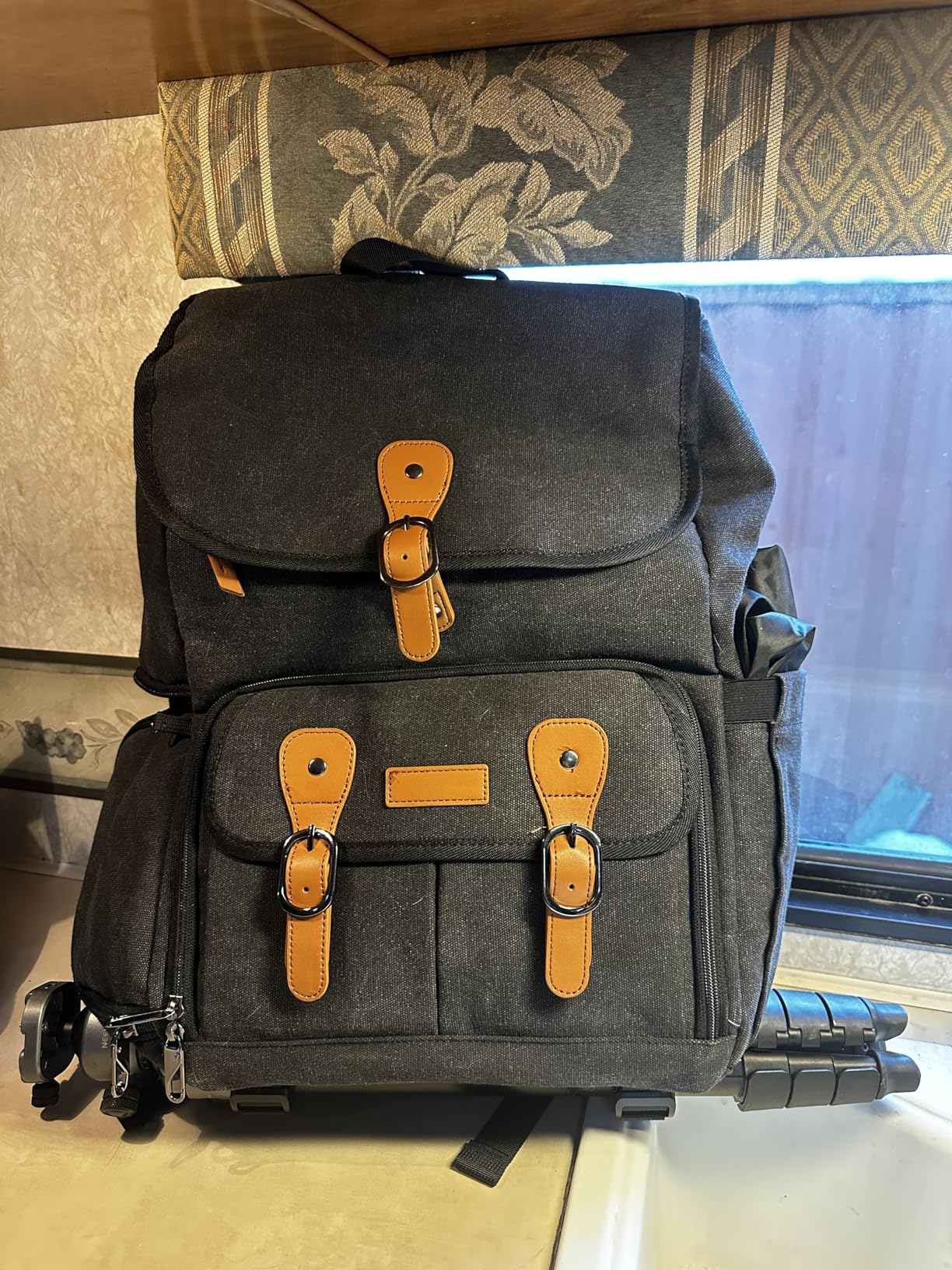 RAINSMORE Camera Bag Backpack for DSLR/SLR Mirrorless 15.6 Inch Laptop Camera Back Pack for Photographers Anti-Theft Photography Bags Case with Tripod Holder & Rain Cover, Black customer photo 1