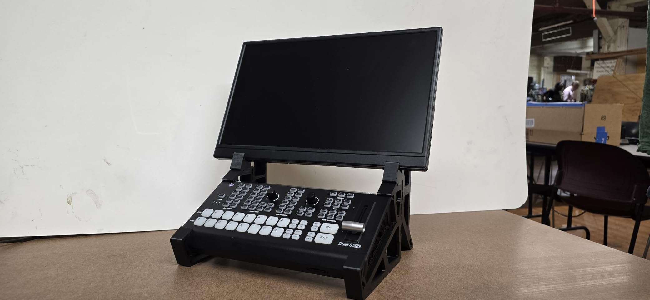 Osee GoStream Duet 8 ISO, 8 Channels Video Switcher with 4 4K-HDMI, 4 SDI, and 4 NDI HX/ 4 SRT/ 4 RTMP/ 2 Webcam. 2 XLR Audio, 8 Layouts, Isolated Recording, Podcast Unit for YouTube, Facebook customer photo 2