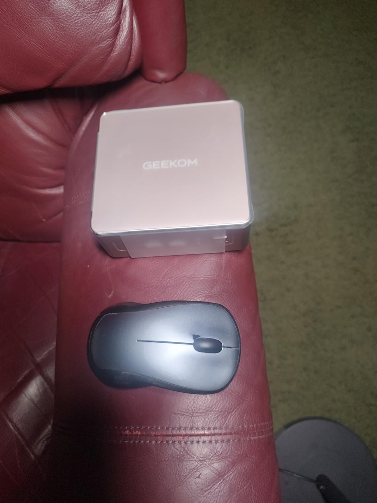 GEEKOM A5 Mini PC with AMD Ryzen 5 7430U, 3-Year Coverage, 16GB RAM(Upgradable)&512GB M.2 NVMe SSD, Windows 11 Pro Desktop Computer Support 8K/Wi-Fi 6/BT 5.2/USB 3.2/SD Slot customer photo 1