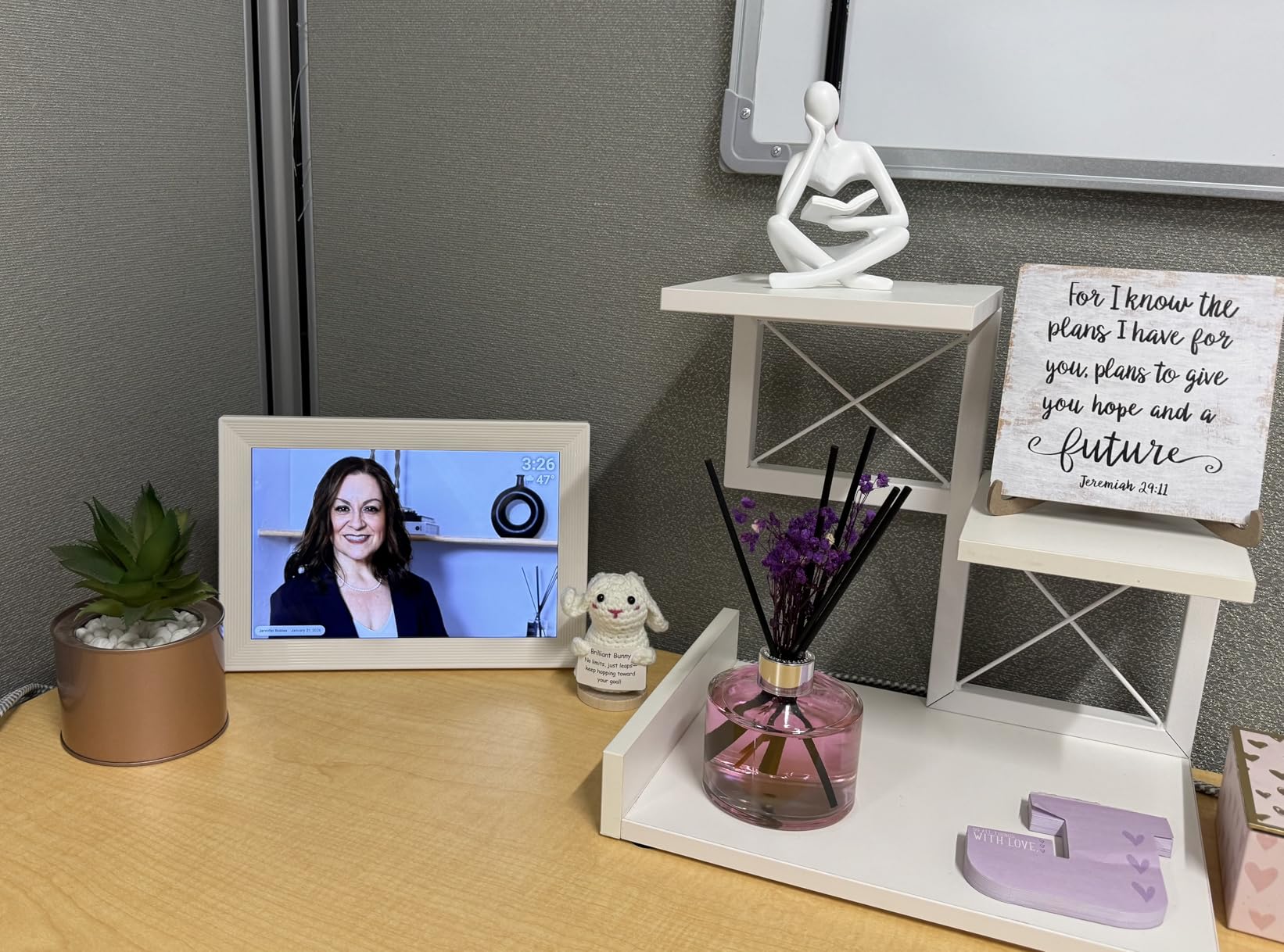 Digital Picture Frame, 10.1 inch Frameo Digital Frame WiFi, 1280 * 800 IPS HD Touchscreen, 32GB Storage, Instant Share Pictures Video, Smart Photo Frame Electronic, Gifts for Mom customer photo 1