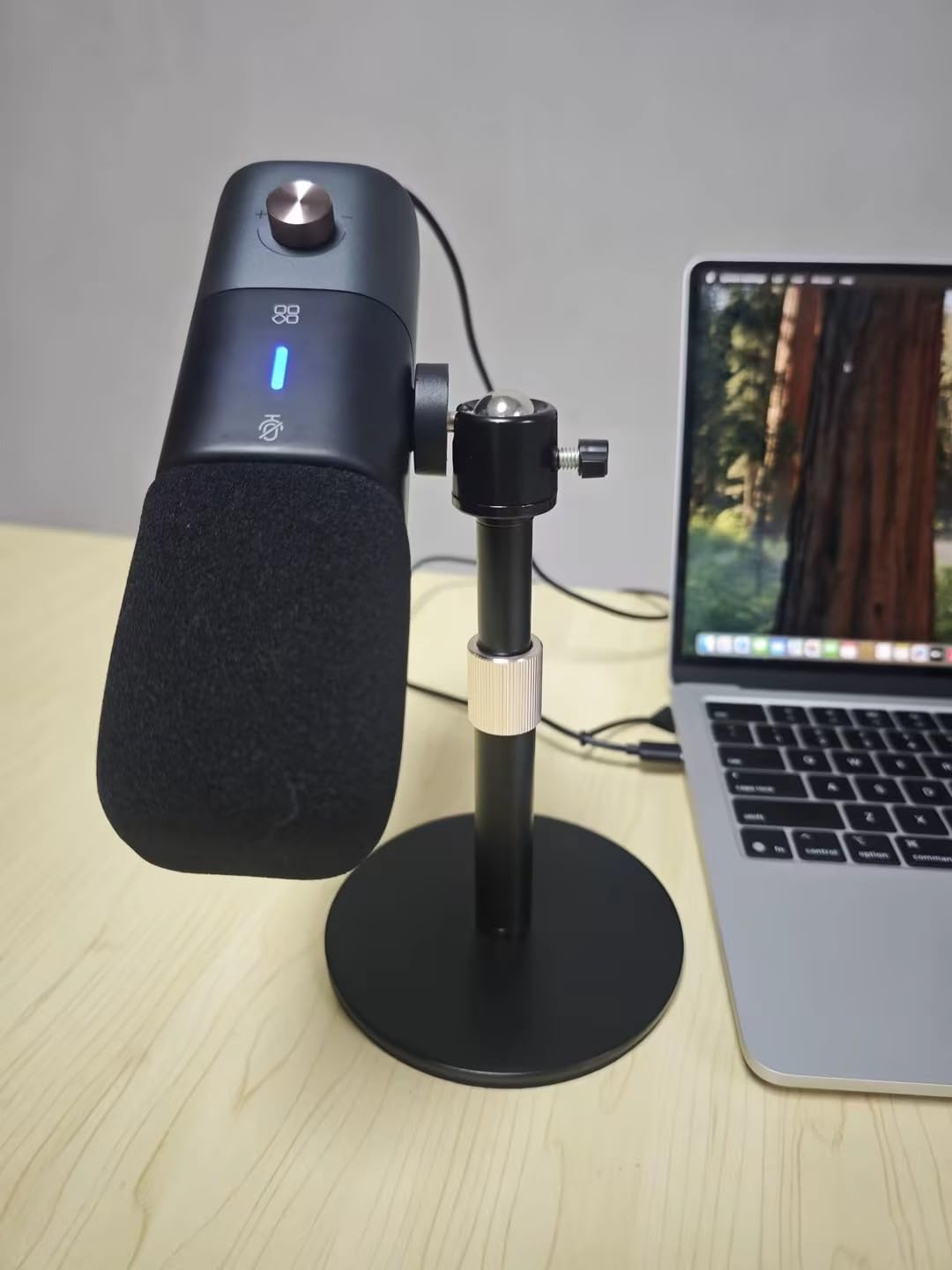 NearStream AM25X Gen2 XLR/USB Condenser Microphone with Noise Canceling/Volume Control/Headphone Jack/Mute, Podcast Microphone for PC/Audio Mixer, Desktop Mic for Stream/Podcast/Gaming/Music Record customer photo 2