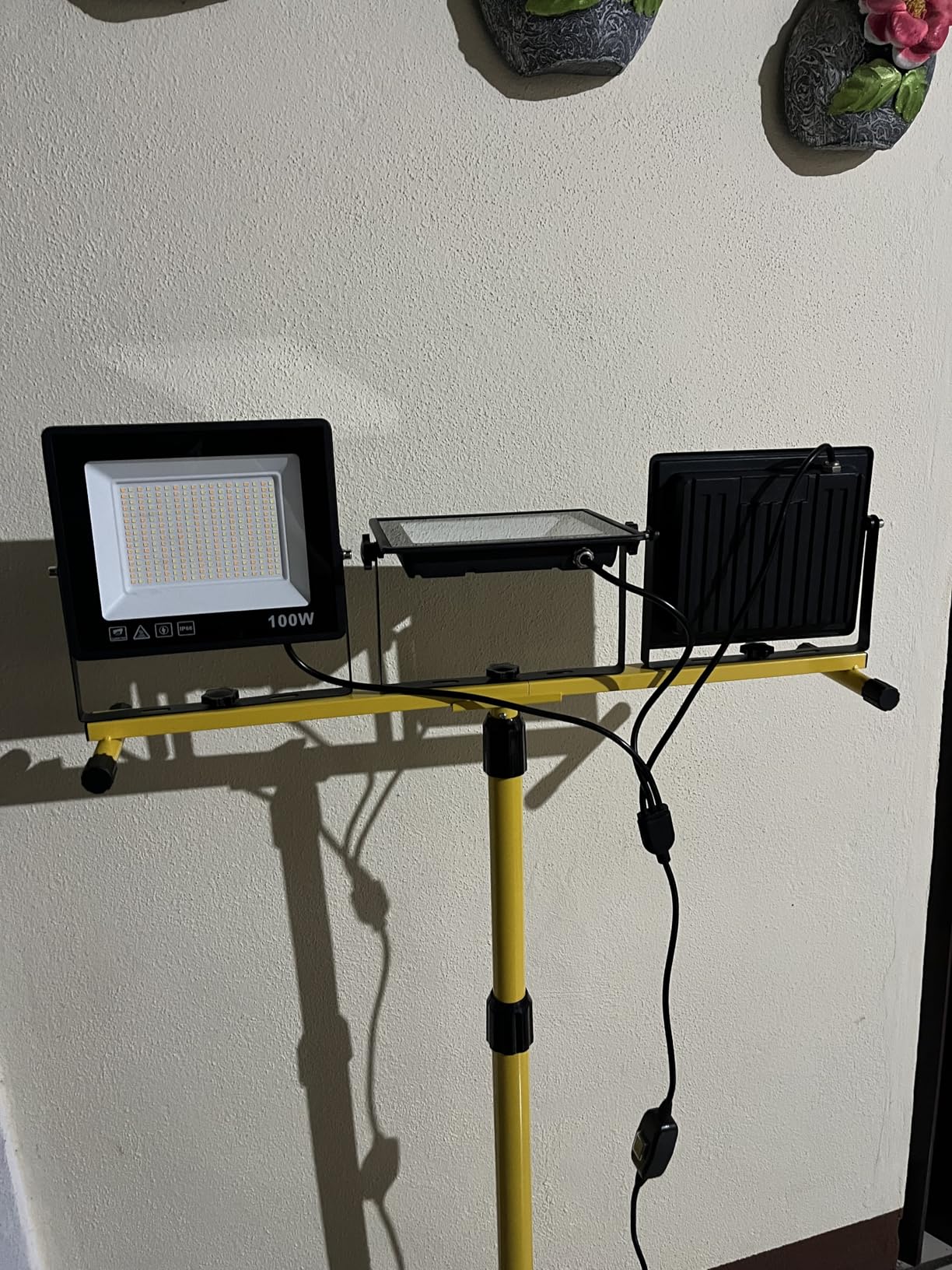 32000LM LED Work Light with Tripod, 3x100W 3-Head Floodlight, Plug-in 120V, 3 CCT 3000K/5000K/6500K, 360° Adjustable, IP66, 43.7-65.4 in, 16.4 ft Cord, Portable Telescoping Stand for Jobsite/Workshop customer photo 1