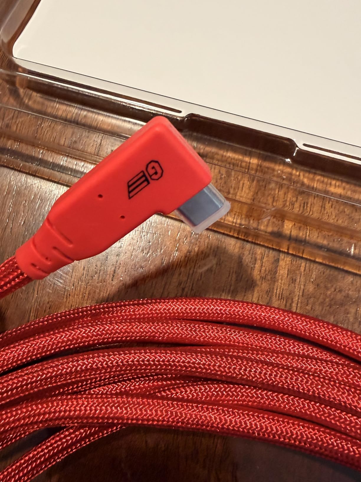 GeoHN.G USB C Tethering Cable 16.5FT, Right Angle USB4 Video Cable with PD 240W, 4K@60Hz 20Gbps Link Cord for Fast Transfer and Connection Between Camera and Computer-Sony/Canon/Nikon/MacBook customer photo 1