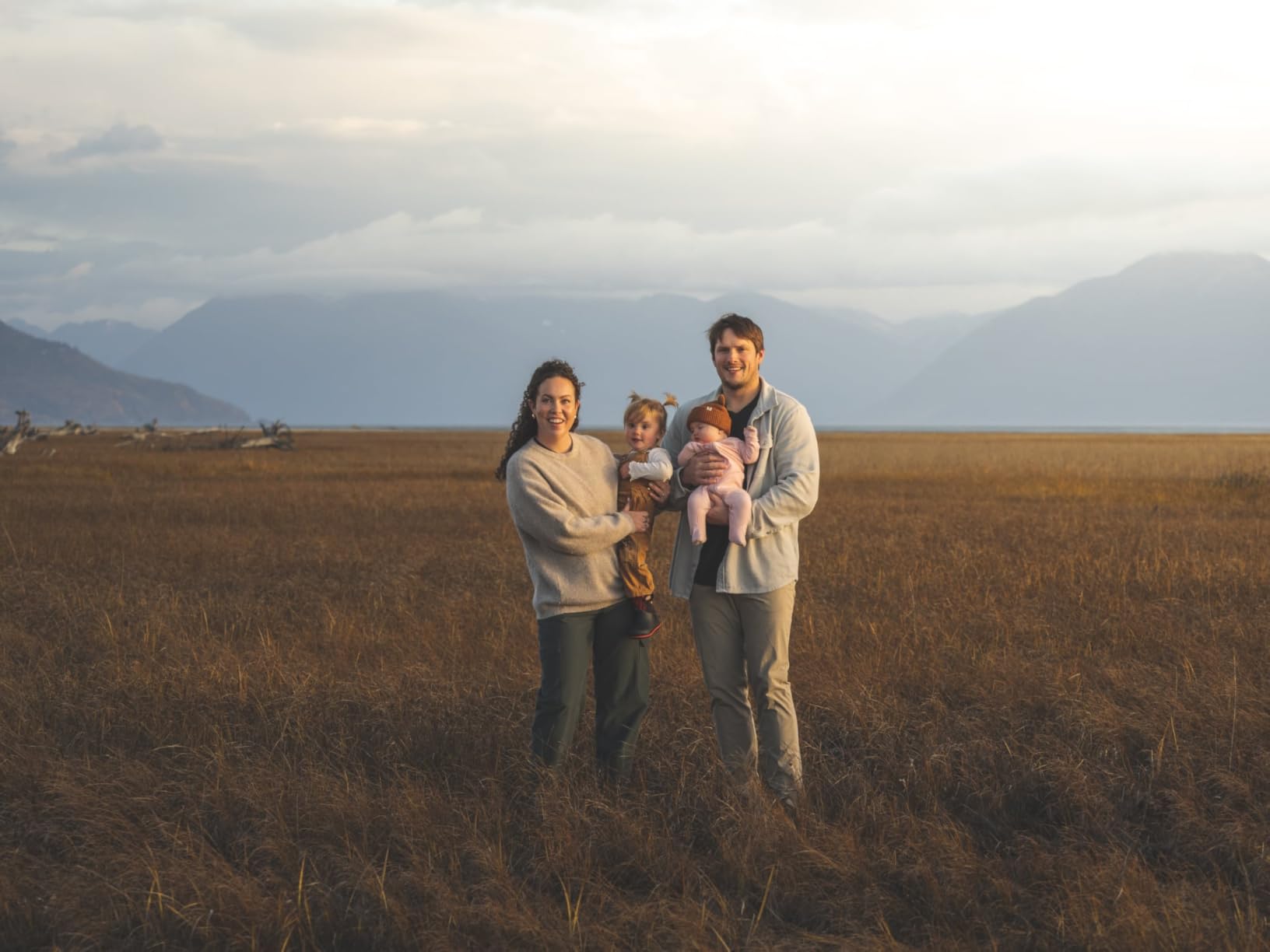 OM SYSTEM OM-5 Mark II Body Black Compact Light Weight Weather Sealed 4K Video Camera Best for Outdoor Travel customer photo 1