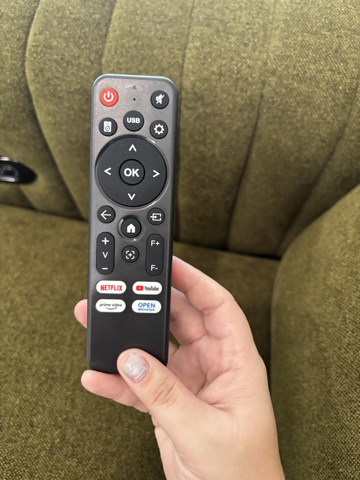 Smart Outdoor Projector with WiFi and Bluetooth, 800ANSI Movie Projector, Dolby Audio with Dual Speaker, Auto Focus w/ YouTube&PrimeVideo Proyector, Upgrad P62 Pro customer photo 1