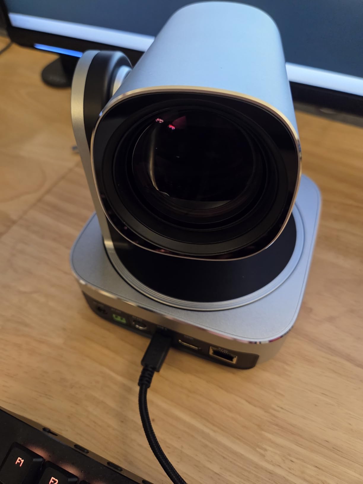 Tenveo 4K NDI PTZ Camera - AI Humanoid & Face Auto-Tracking with 12X Optical Zoom customer photo 2