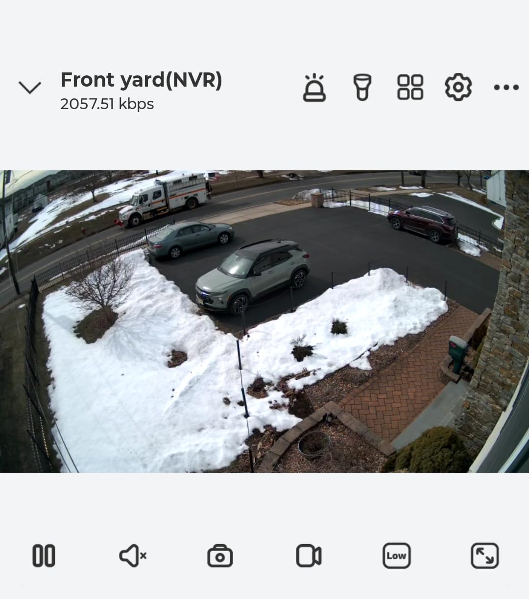 Hiseeu 3K PTZ Wired Security Camera System Outdoor with Color Night Vision, 8 x 5MP IP67 CCTV Cameras, 3TB HDD, 360° Coverage customer photo 2