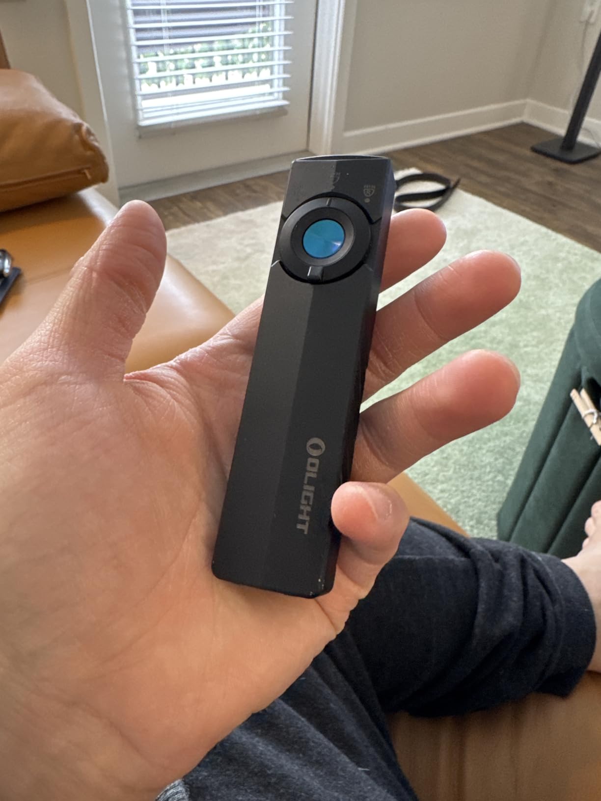 OLIGHT ArkPro Lite Flat Pocket Flashlight, Rechargeable Portable 1200 Lumens with White LED, Red Light, and UV Light, Triple Sources for Pet Urine Detection, Camping, Emergency, Working customer photo 1