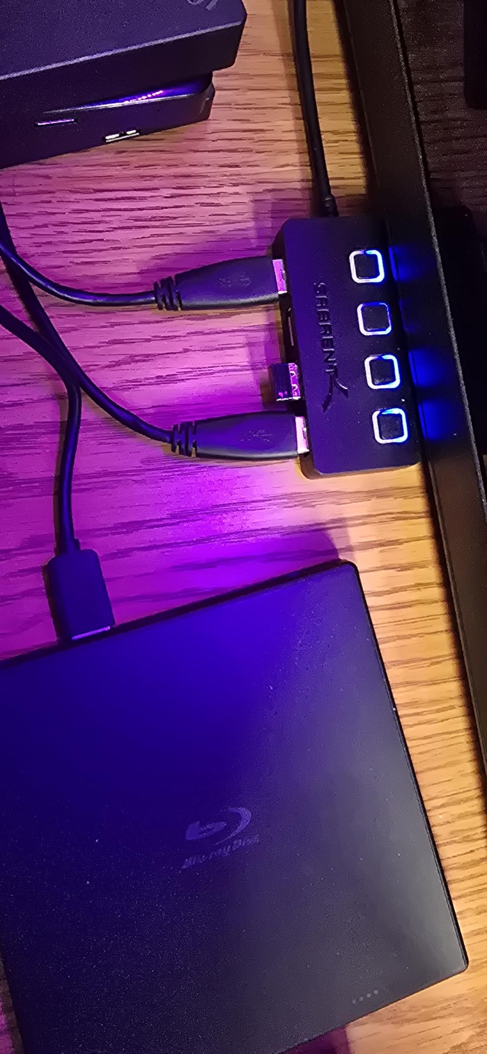 SABRENT USB C Hub 5-in-1 Docking Station, 10Gbps USB-A & USB-C Ports, 4K HDMI Output, 100W PD Input, 80W Charging, Aluminum USB Hub for Laptops/Phones/Tablets - HDR/HDCP (HB-TG5P) customer photo 2