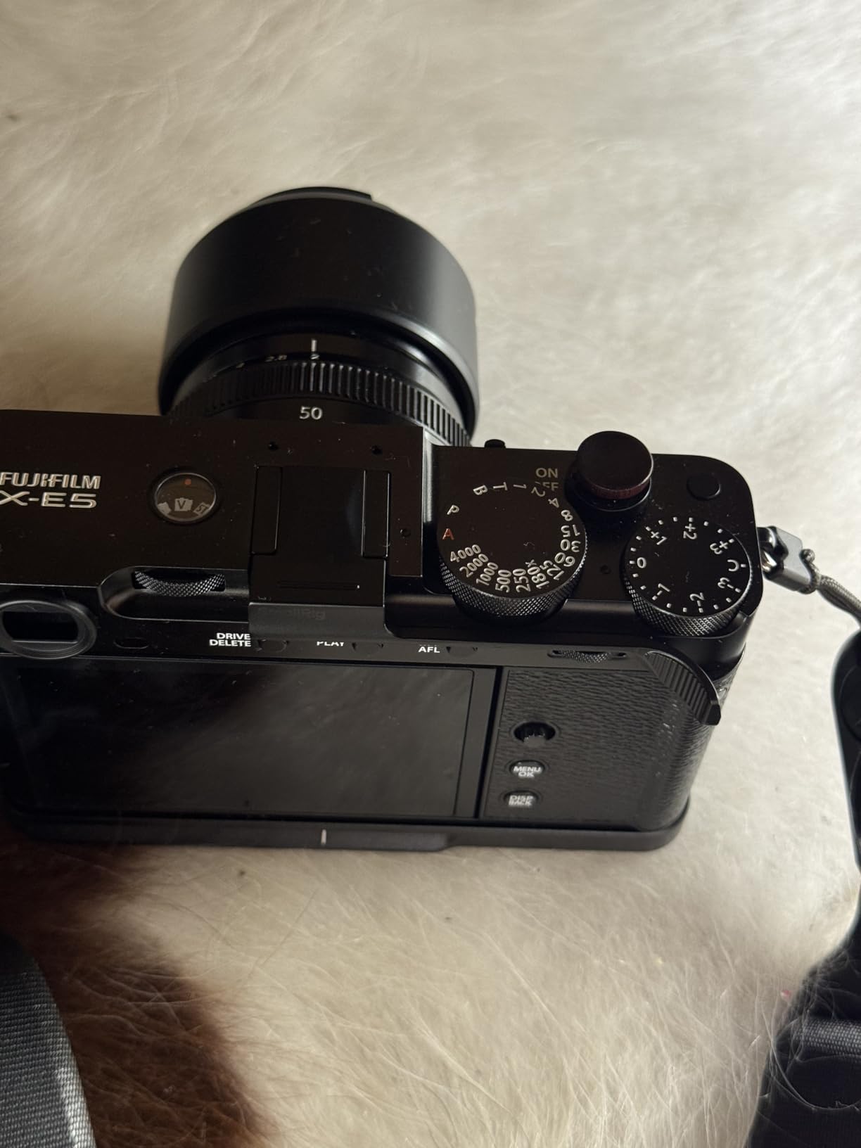 SMALLRIG Thumb Grip with Hot Shoe Cover for FUJIFILM X-E5 (Black) - 5452 customer photo 2