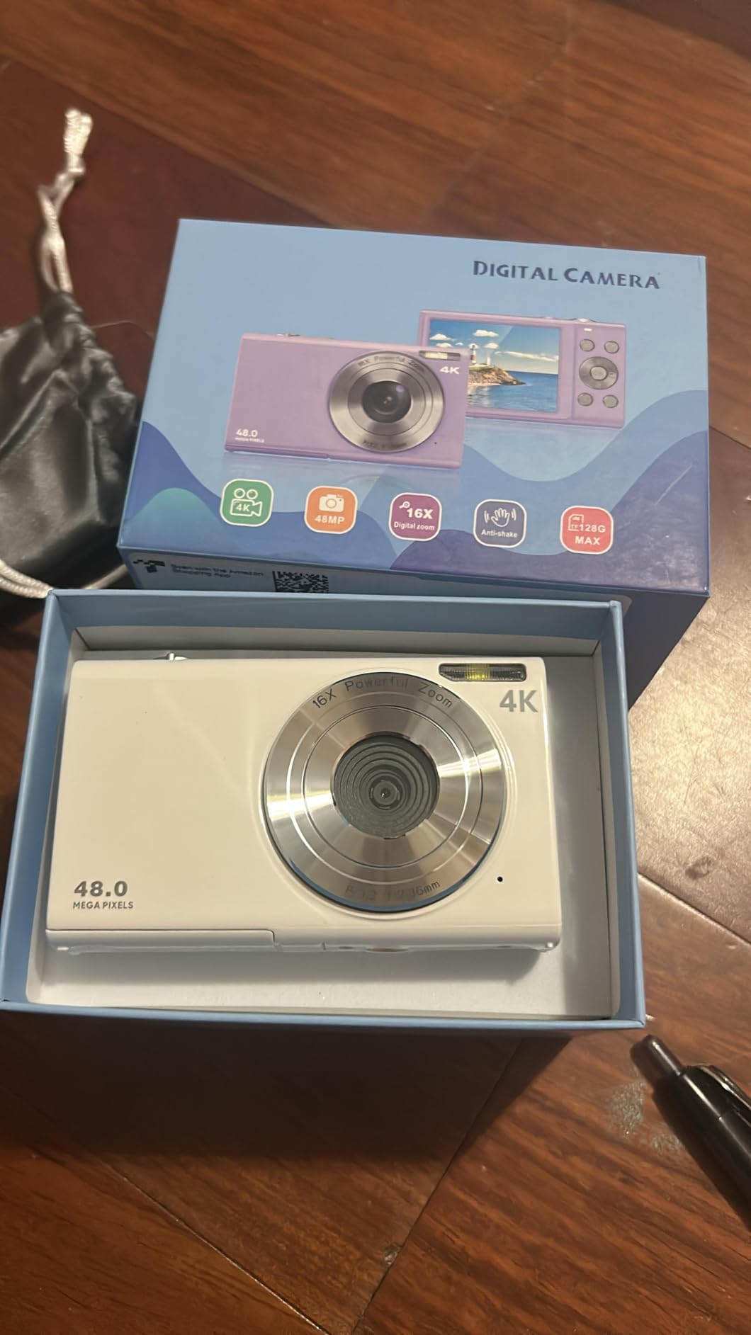 Digital Camera, 4K Vlogging Camera for YouTube Autofocus Cameras for Photography with 16X Digital Zoom, 48MP Compact Point and Shoot Digital Camera for Teens Adult with 32GB SD Card, 2 Batteries-White customer photo 2