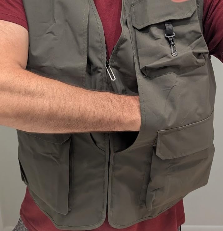 HYCOPROT Men's Outdoor Fishing Vest, Lightweight Waterproof Sleeveless Utility Cargo Jacket for Hiking Hunting customer photo 2
