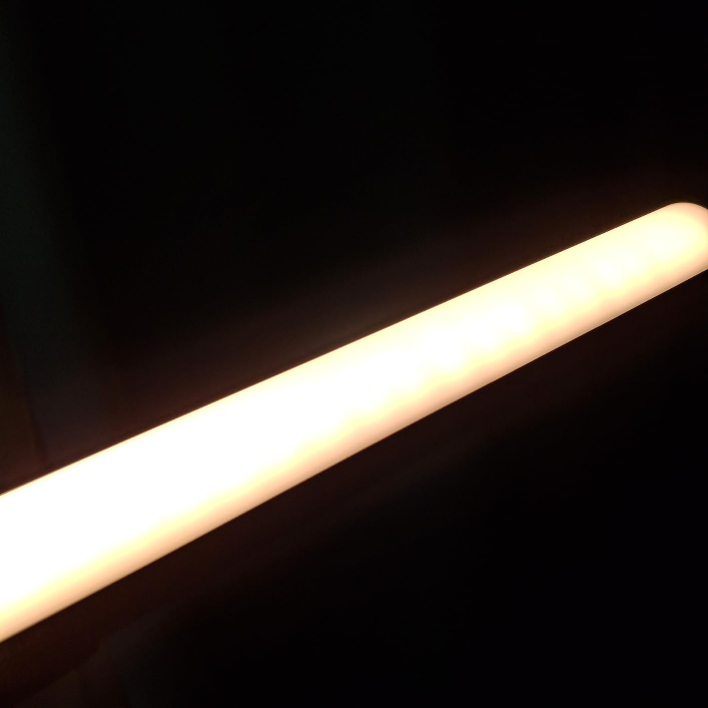 114 LEDs RGB Video Light Wand, Magnetic Handheld Magnetic Tube Light 2500K-9000K CCT & 20 Scene Modes with 3000mAh Battery, 95+ CRI, 120 Degree Beam Angle for Photography YouTube TikTok Vlog customer photo 2