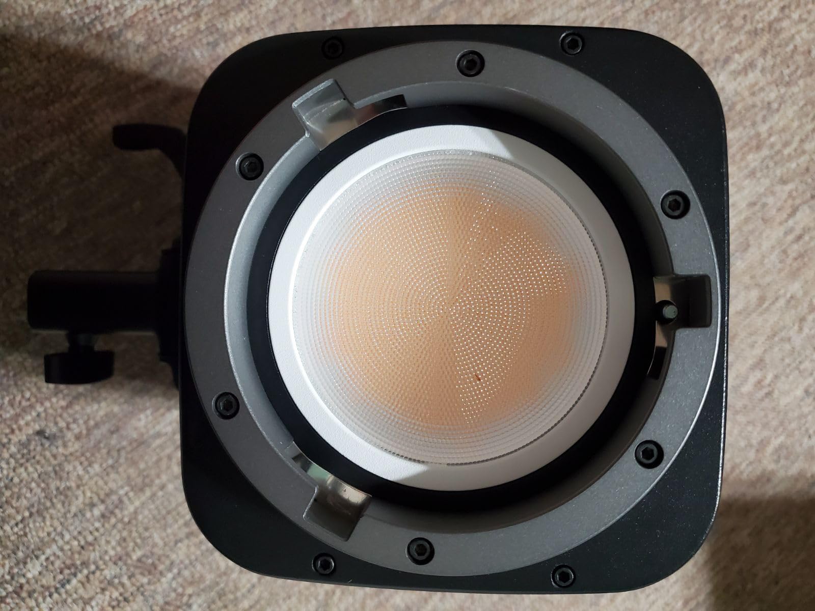 Litemons LE300Bi 300W Bicolor LED Video Light, 58900Lux@1M CRI98+ Studio Bright with APP Control 11 FX Effects, 0-100% Brightness Bowens Mount LED Light customer photo 1