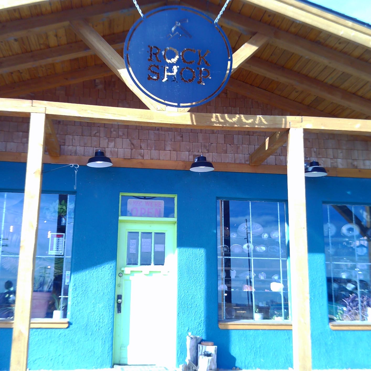 CHUZHAO Mini Retro Digital Camera - Vintage TLR Style Point and Shoot Auto Focus Vlogging Camera, Compact & Portable, 16GB Card Included, Ideal for Beginners, Teens, Adults Red customer photo 1