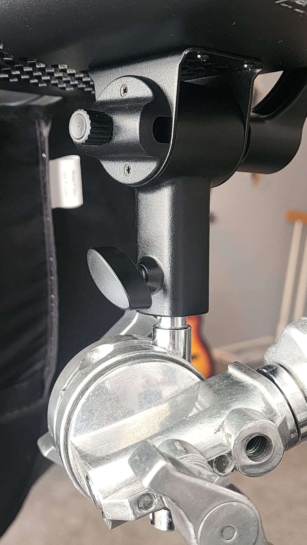 Godox LE300Bi 315W Bi-Color LED Video Light with APP & DMX Control, 98 CRI Studio Light, 2800K-6500K, 58900 Lux@1m, 11 FX Modes, Bowens Mount, Quiet Fan customer photo 1