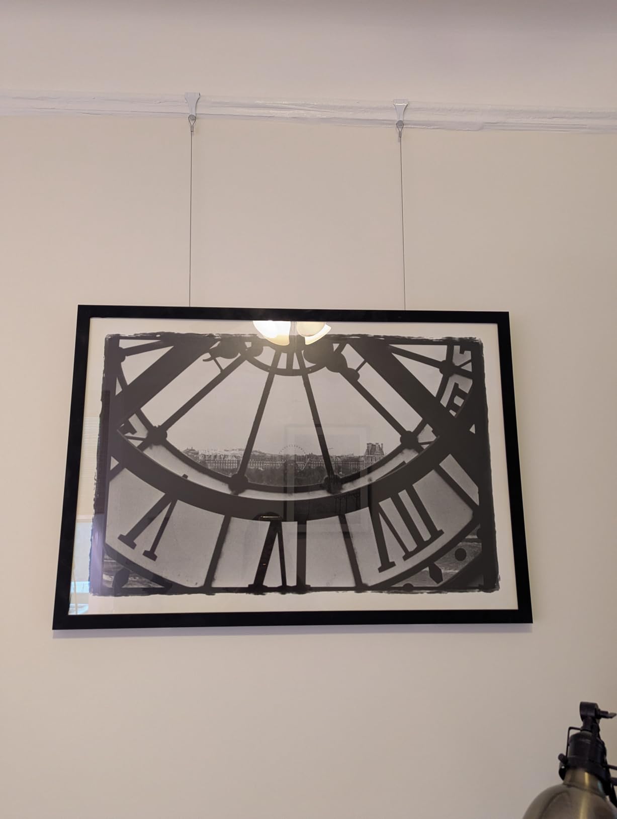 Dunzy 30 Pcs Picture Rail Hanging System Kit Picture Rail Hooks Molding Hangers with Invisible Nylon Cord and Adjustable Hooks for Exhibition, Art Gallery Supplies, White (71