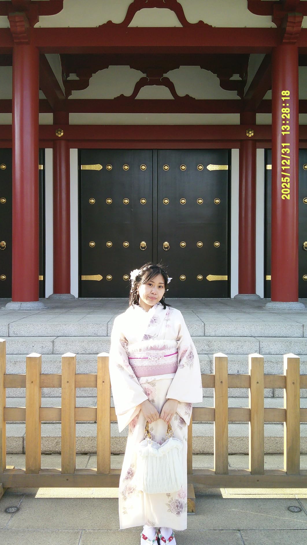 8K & 64MP Digital Cameras for Photography, 48X Zoom (16X Optical + 3X Digital) with Moon Mode, 180° Flip Screen, WiFi, Micro HDMI, 64GB Card & 2 Batteries, Vlogging Camera for YouTube (Black) (Black) customer photo 2