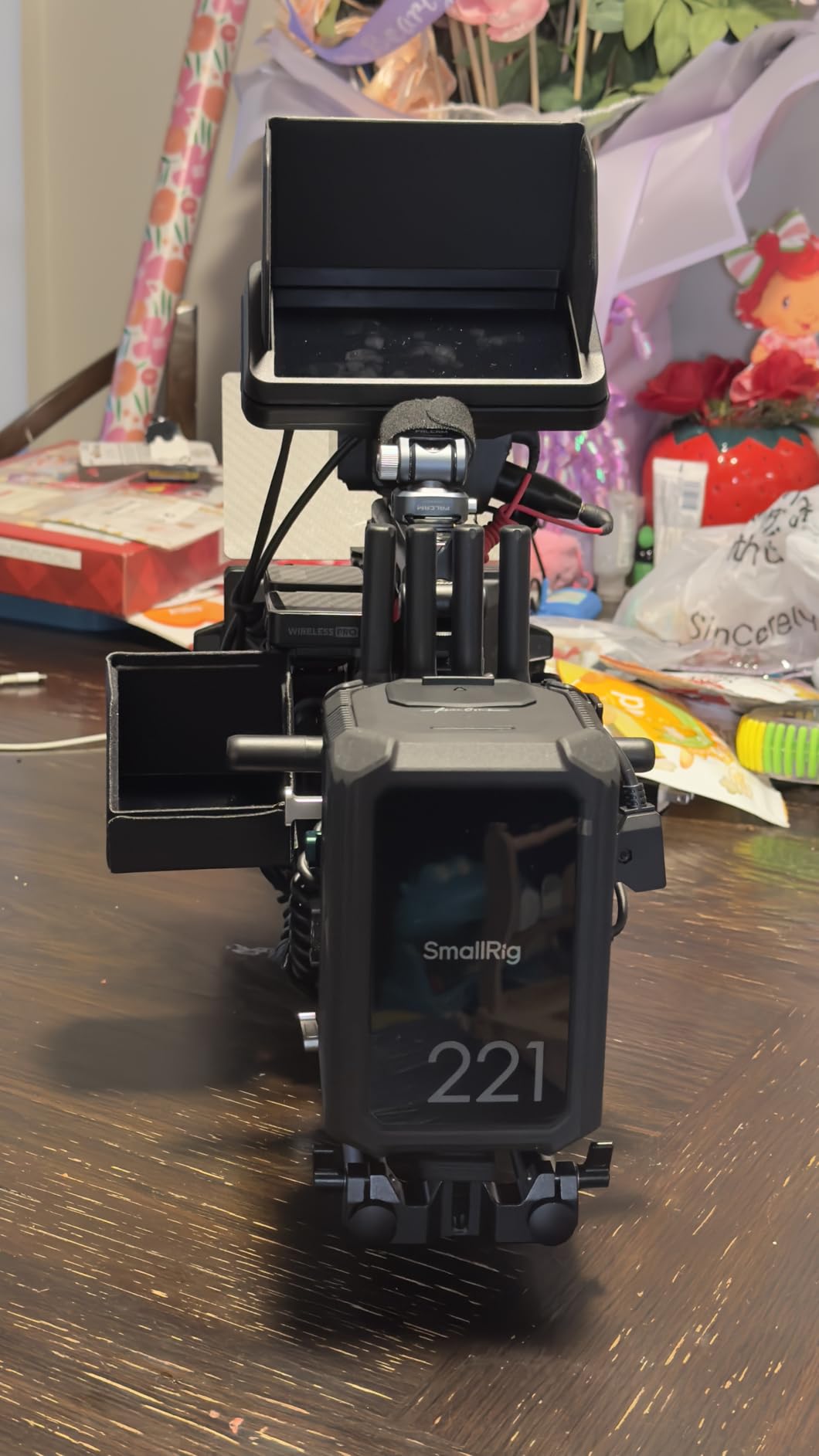 SMALLRIG V Mount Battery, 221Wh/15000mAh V-Mount Battery with 8-Port, 140W 2.5H USB-C Fast Charge, IP54 Water/Dust Proof, 2.0