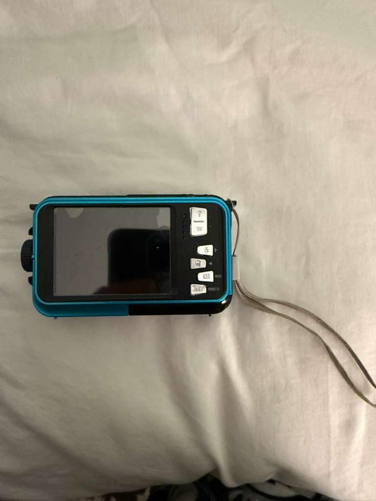 4K Underwater Camera, 64MP 16FT Waterproof Digital Camera with 32GB Card, Autofocus Floatable Waterproof Camera with IPS HD Screen, 16X Digital Zoom, Fill Light, for Snorkeling, Surfing, Swimming customer photo 1