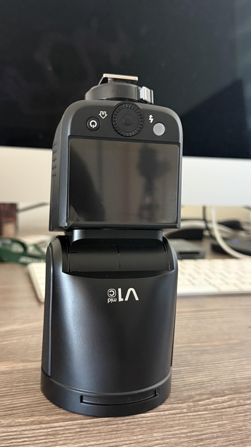 Godox V1 MID N Flash for Nikon, 55W Round Head Speedlite Touchscreen, Upgrade 24mm, 650+ Full Power Pops customer photo 2