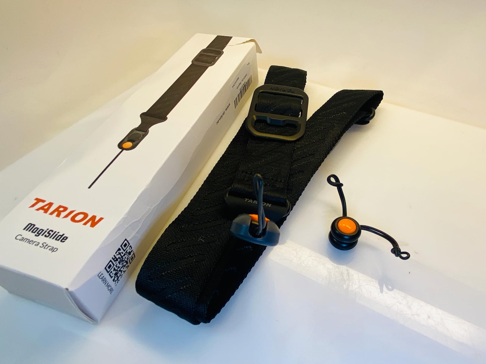 TARION Quick Release Camera Strap - Magnetic DSLR Neck Shoulder Strap - Rapid 33-56 Inch Adjustable Length - High Load 110lbs Dyneema Cord Safety Anchors - Magislide customer photo 1