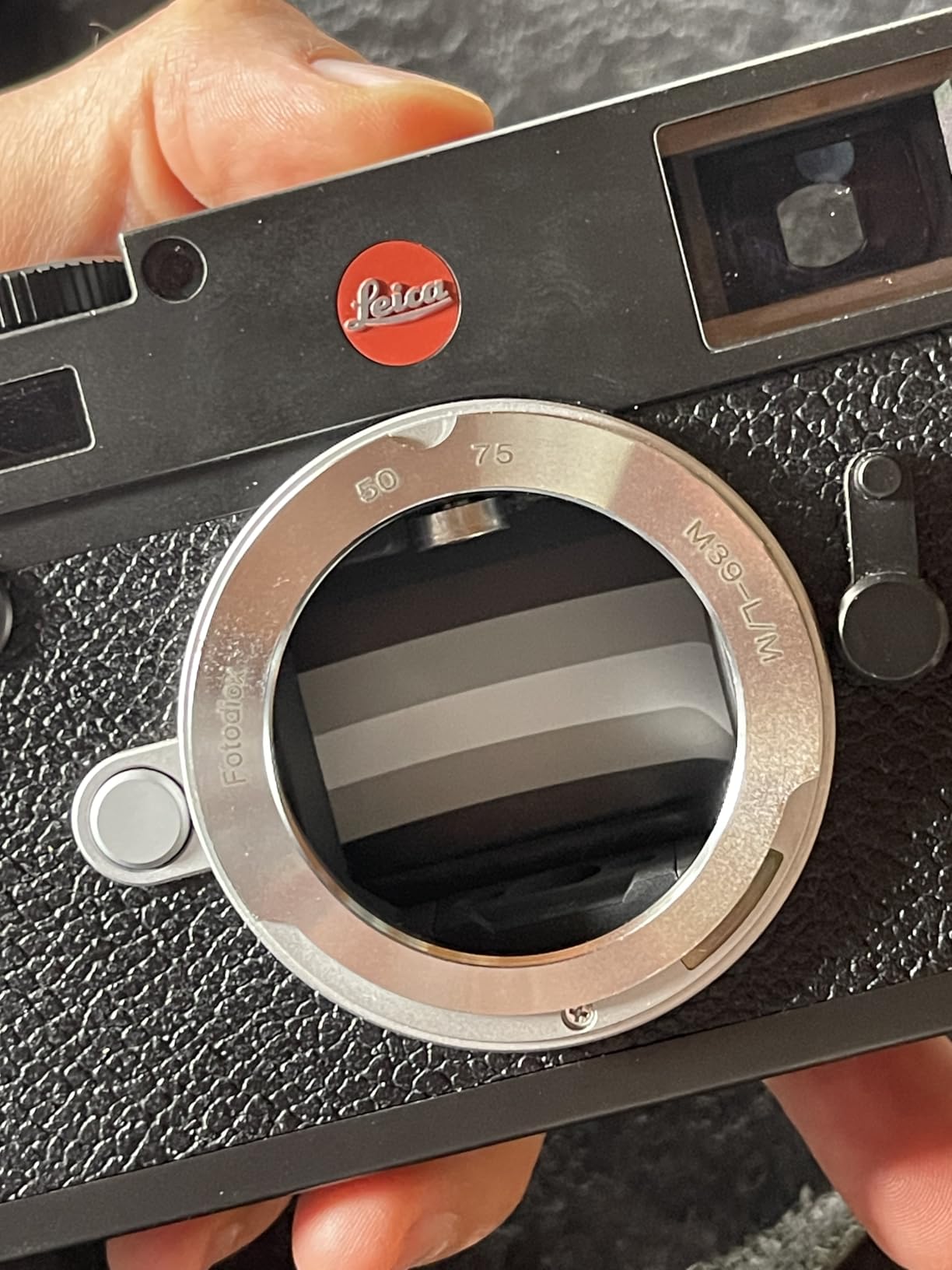 Fotodiox Lens Mount Adapter, M39 (39mm x1, Thread Leica Screw Mount) Lens to Leica M Adapter with 50mm/75mm Frame Line, fits Leica M-Monochrome, M8.2, M9, M9-P, M10 and Ricoh GXR Mount A12 customer photo 1