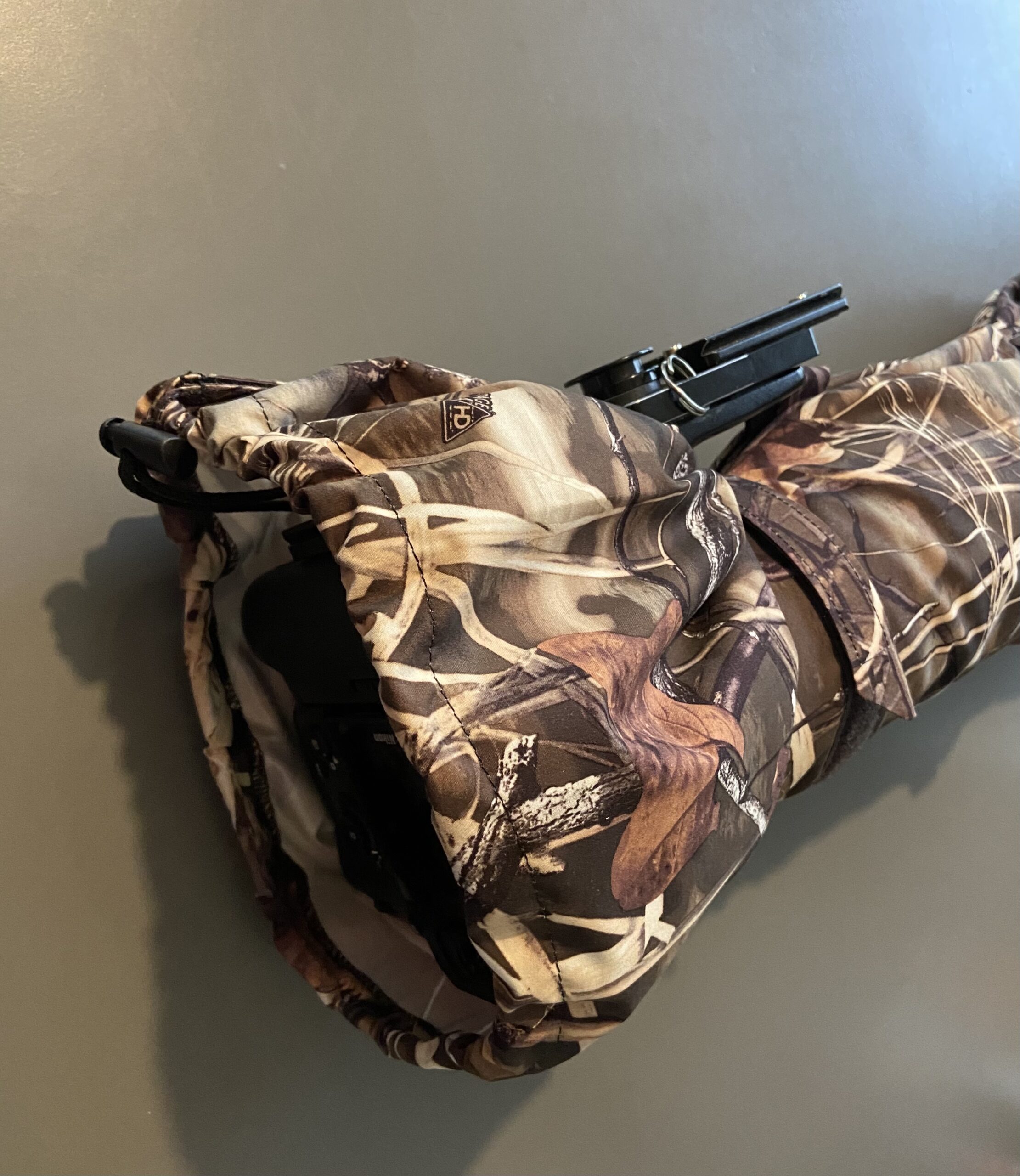 LensCoat RainCoat RS for Camera and Lens, Large Rain Cover Sleeve Camouflage Protection (Realtree Max4 HD) customer photo 2