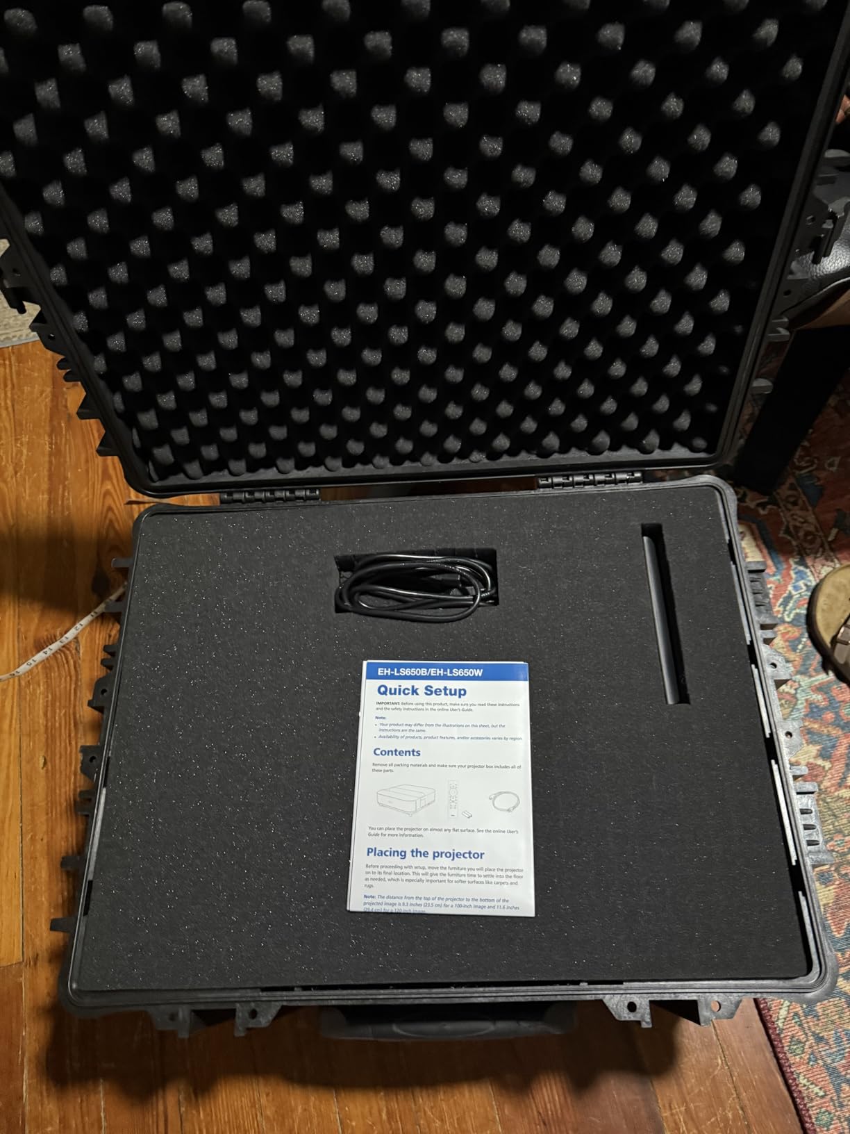 Monoprice Weatherproof Hard Case with Customizable Foam - Shockproof, IP67 Level Dust and Water Protection Up to 1 Meter Depth, 19in x 16in x 8in, 28.5 Liter, Black - Pure Outdoor Collection customer photo 1