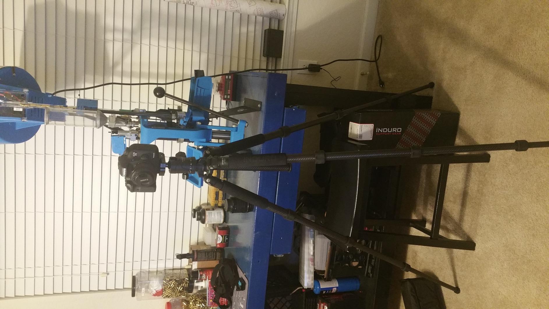 Induro Tripods GTT104M1 No. 1 Stealth Carbon Fiber Tripod Kits, 4 Sections (Black) customer photo 2