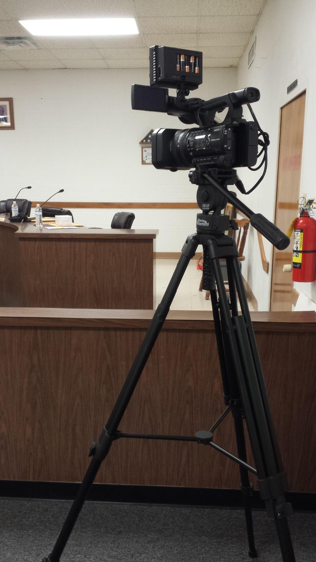 Sony HXR-NX100 Full HD NXCAM Camcorder customer photo 2