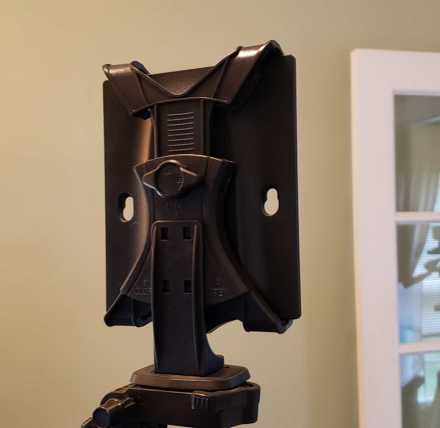 Acuvar Universal Tablet Tripod Mount Holder, Adjustable Stand Adapter for iPad, Samsung Galaxy Tab and Surface, Fits 8-11 Inch Tablets (Vertical and Horizontal), Compatible with Tripods and Monopods customer photo 1