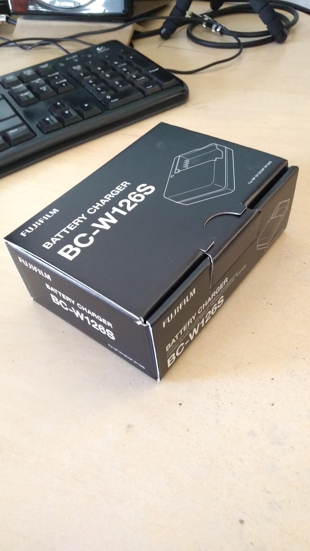 Fujifilm NP-W126S Li-Ion Rechargeable Battery (Official) customer photo 2