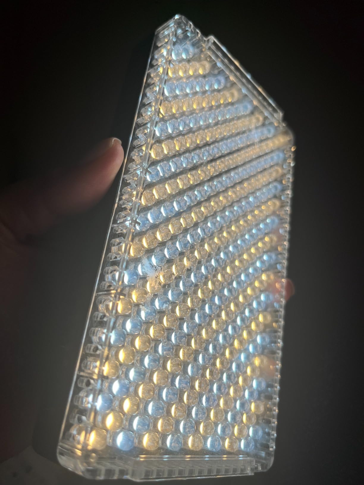 Aputure Amaran MC RGBWW LED On Camera Light, Portable Photography Light, TLCI/CRI 96+, RGB 0-360 Full Color, 3200-6500K Adjustable, 0-100% Stepless Dimming, Magnet Adsorption, Wireless Charging customer photo 2