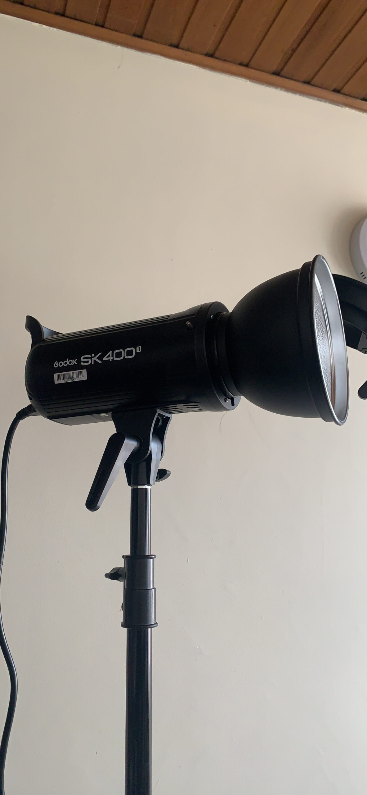 Godox SK400II 400Ws Photo Studio Strobe Flash Monolight Light with Bowens Mount & Lamp Head, 150W Modeling Lamp for Studio, Shooting, Location and Portrait Photography-110V customer photo 1